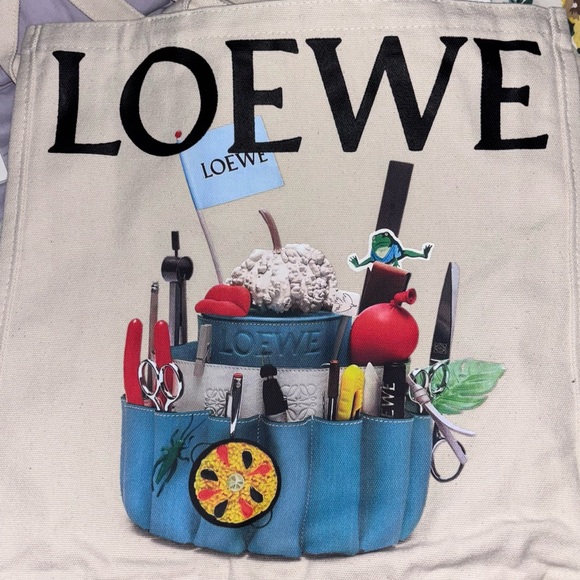 Unbranded Handbags - Beige Artist Canvas Tote BN Loewe GWP Novelty